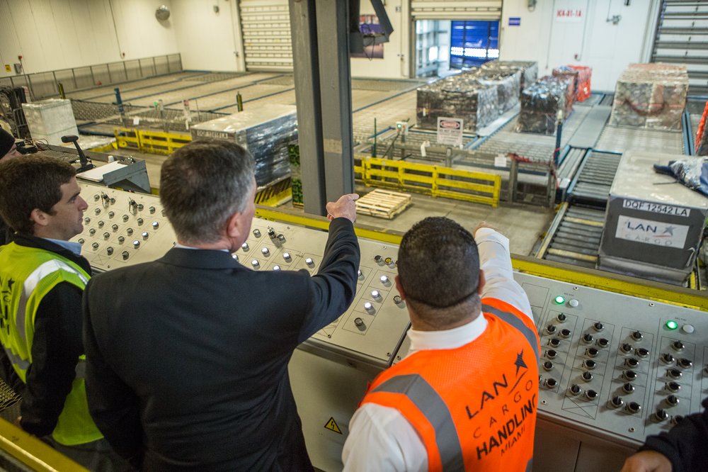 Cargo Security Screening at Airports: Advanced X-Ray and CT Technology for Freight Inspection